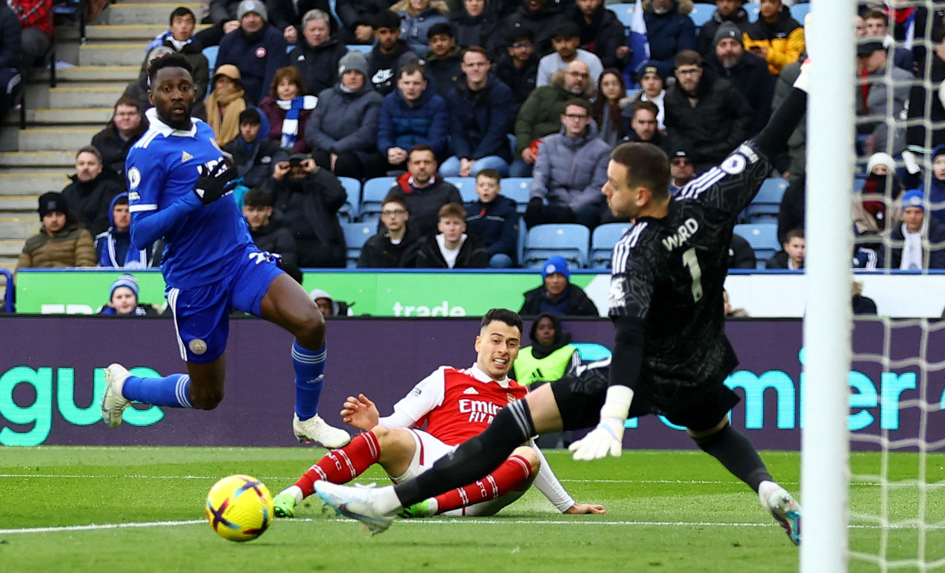 许多足球业 许多足球业